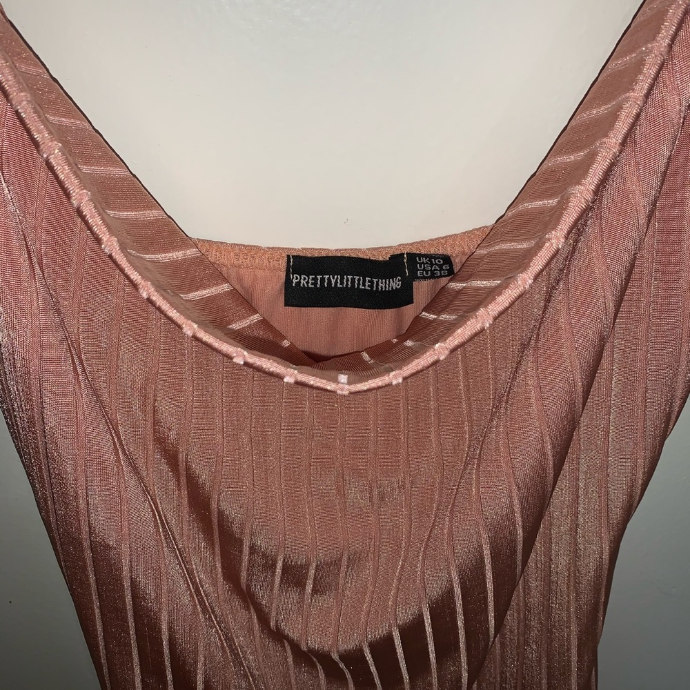 Dress - Picture 2 of 6